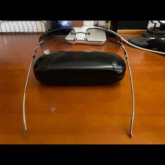 Gucci Vintage Gray Gradient - Picture 3 of 5